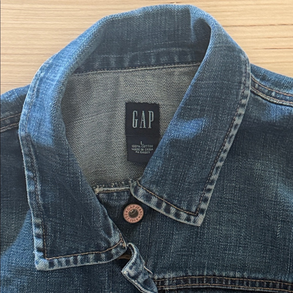 Vintage Jean Jacket - GAP - Fall ‘01 - Large - 100% Cotton - Picture 4 of 8